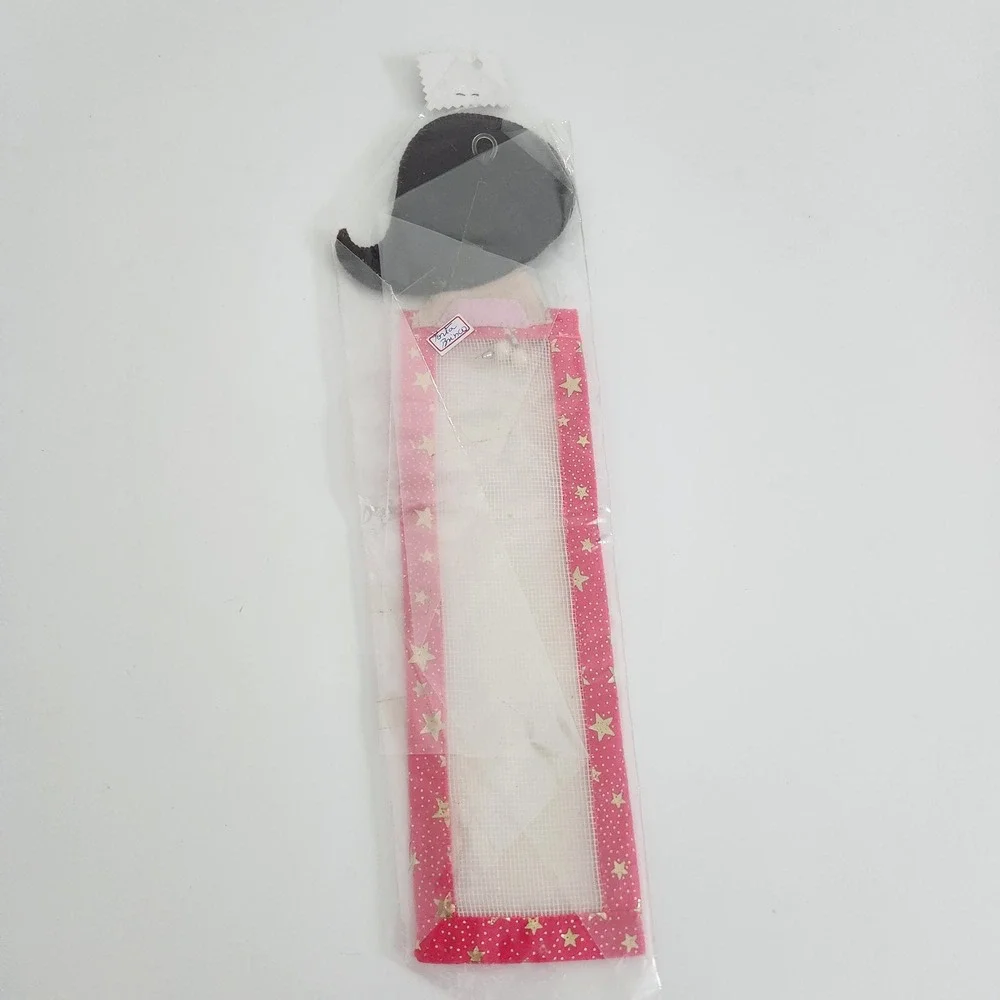 Marta Mendonça Handmade Felt Girl Earring‎ Organizer Pink Star Mesh Wall Hanging